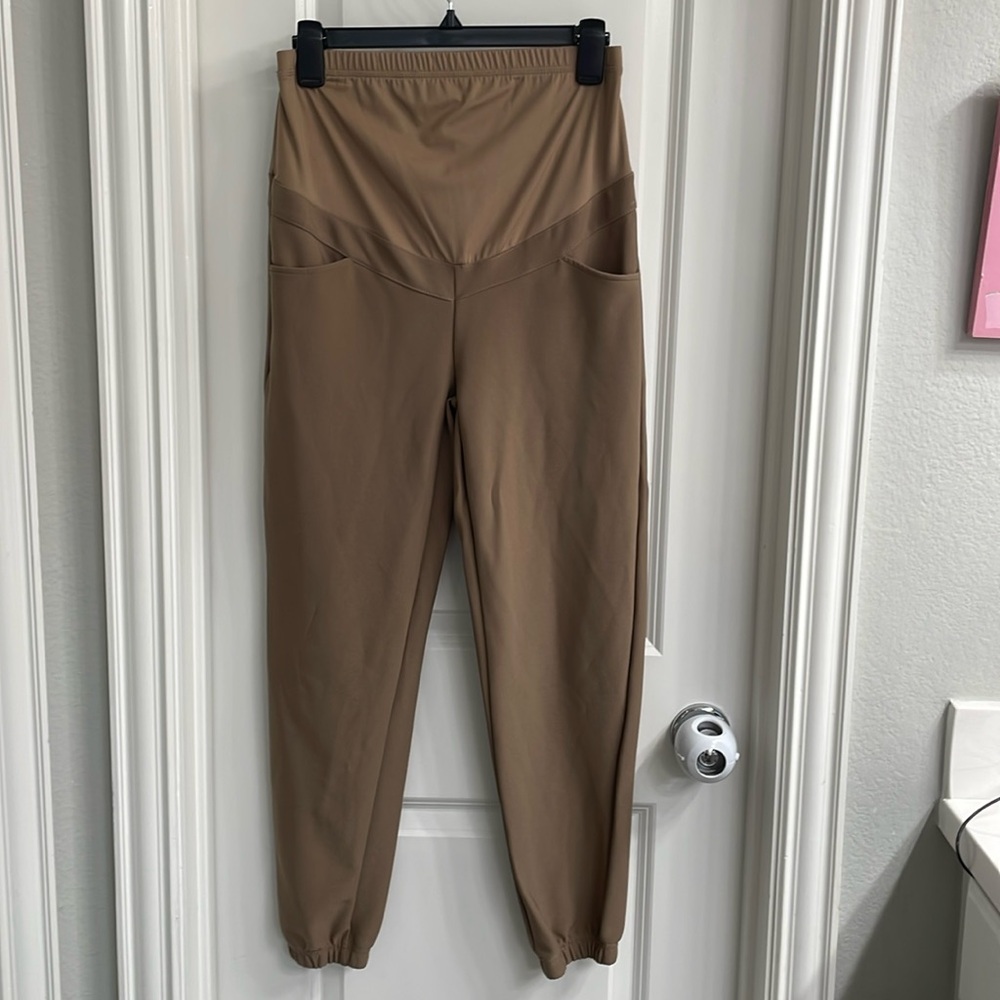 Maternity joggers